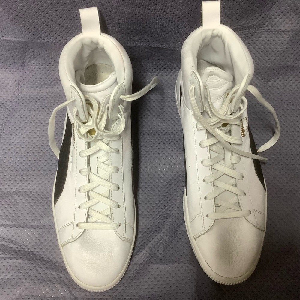 Mens High top Pumas size 10